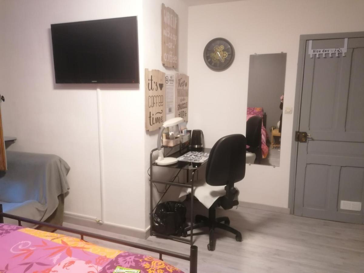 Chambre 23M2 Avec Jardin Wi-Fi Gratuit Saint-Gironsアパートメント エクステリア 写真